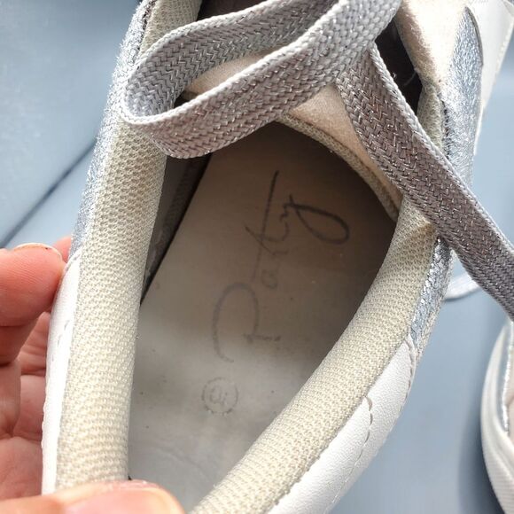 Party Beige Silver Metalic and Beige Suede Sneakers features a Star Size 10 - Picture 4 of 7